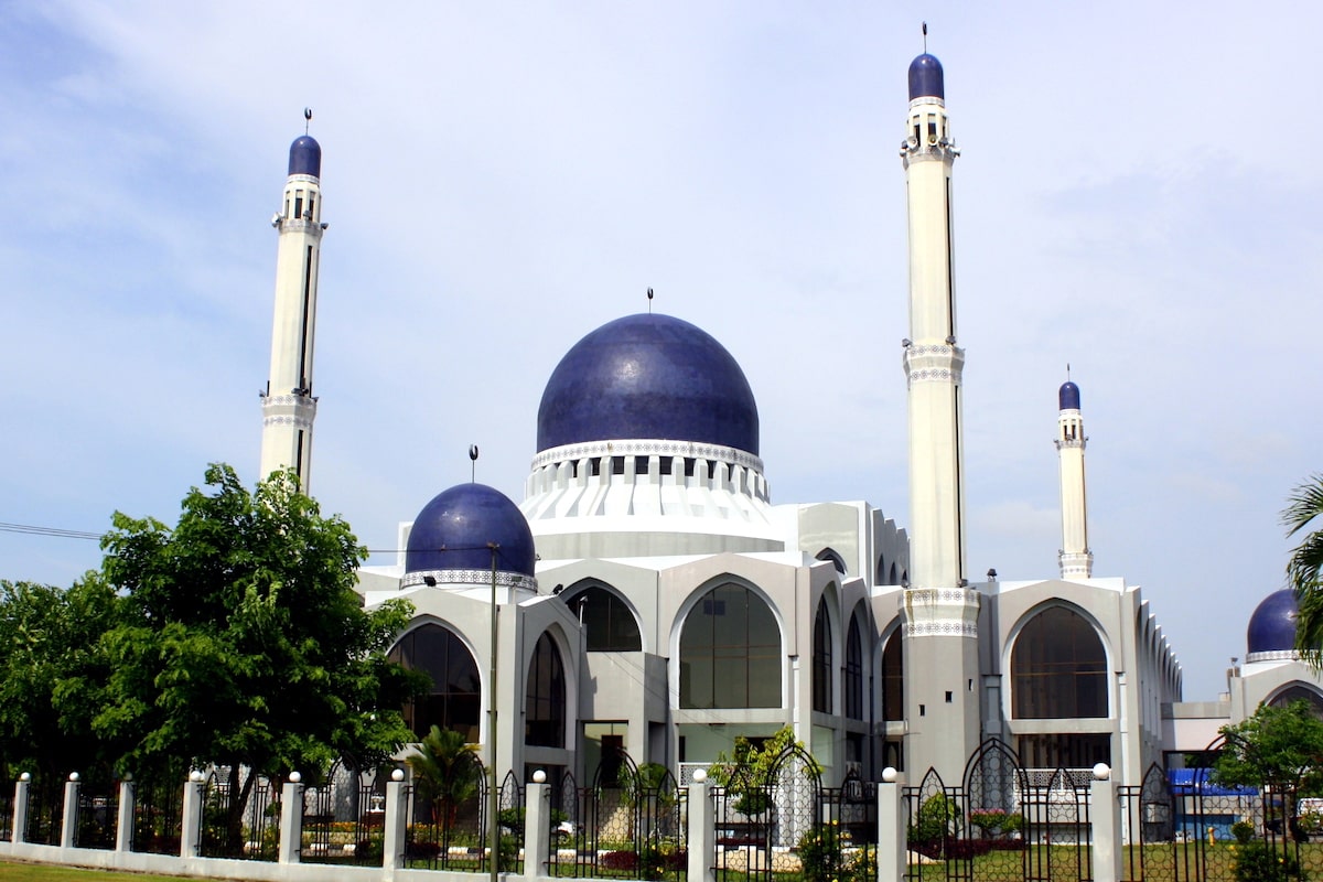 Al-Sultan Ismail Petra Mosque (Masjid Al-Sultan Ismail Petra)