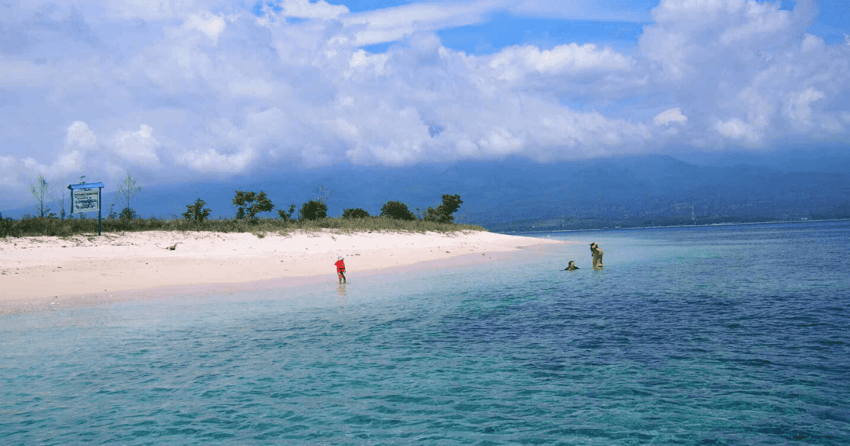 labuan beach
