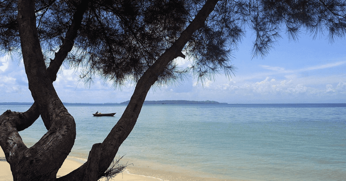 Pancur Hitam Beach (Pantai Pancur Hitam)