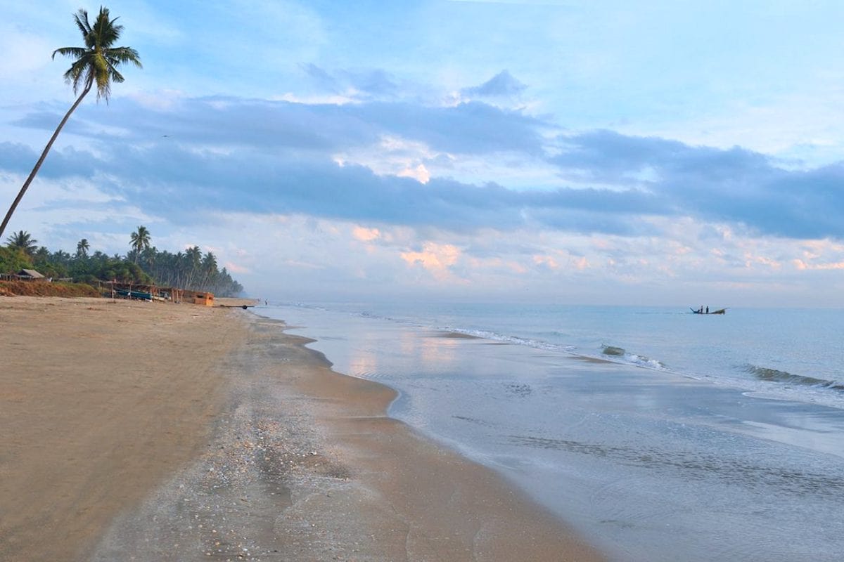 Pantai Tok Bali (Tok Bali Beach)