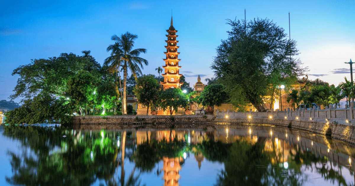 Discover Hanoi (S.I.C)