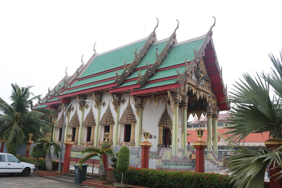 Wat Nikrodharam Temple